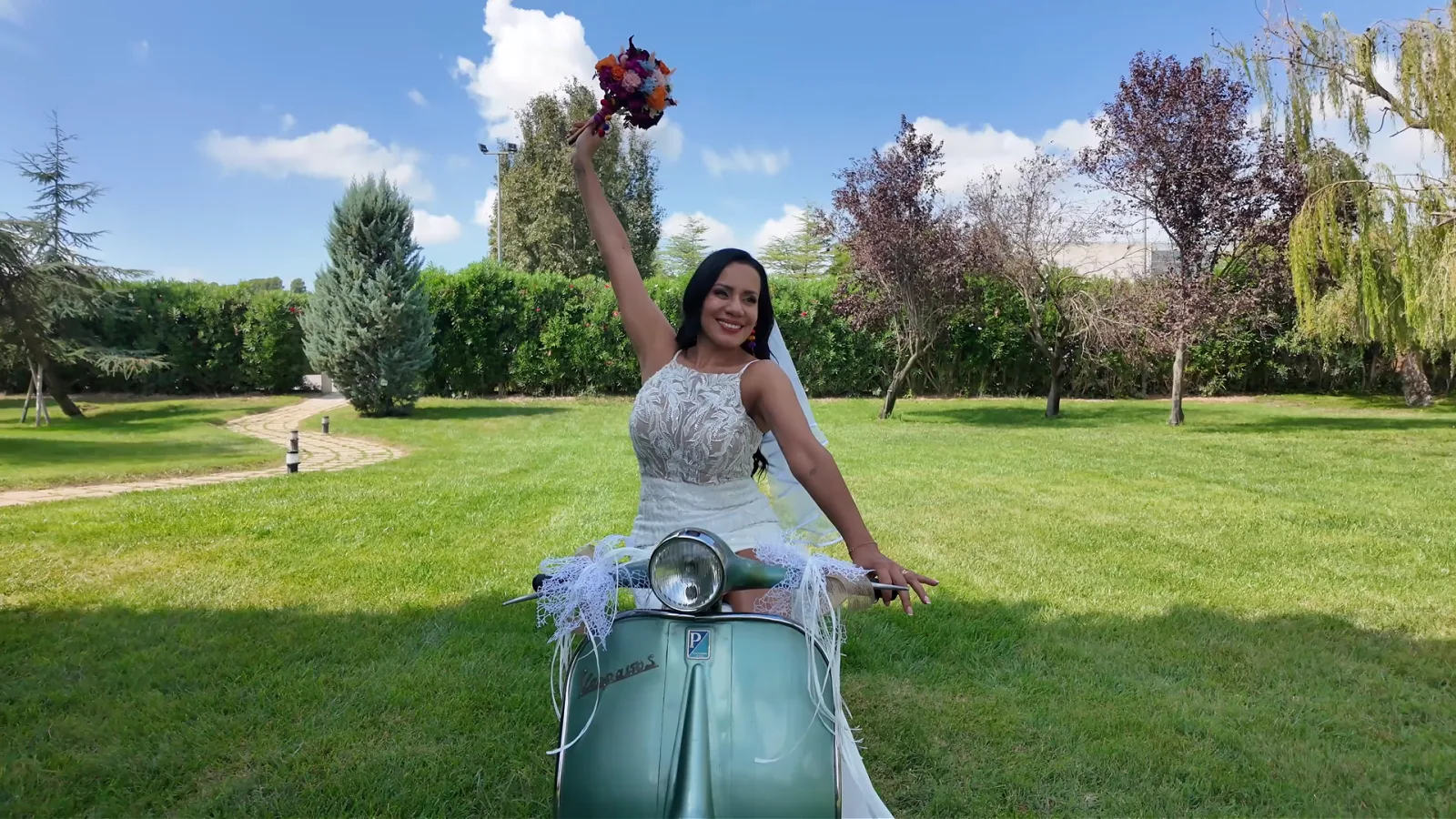 Novia en Vespa