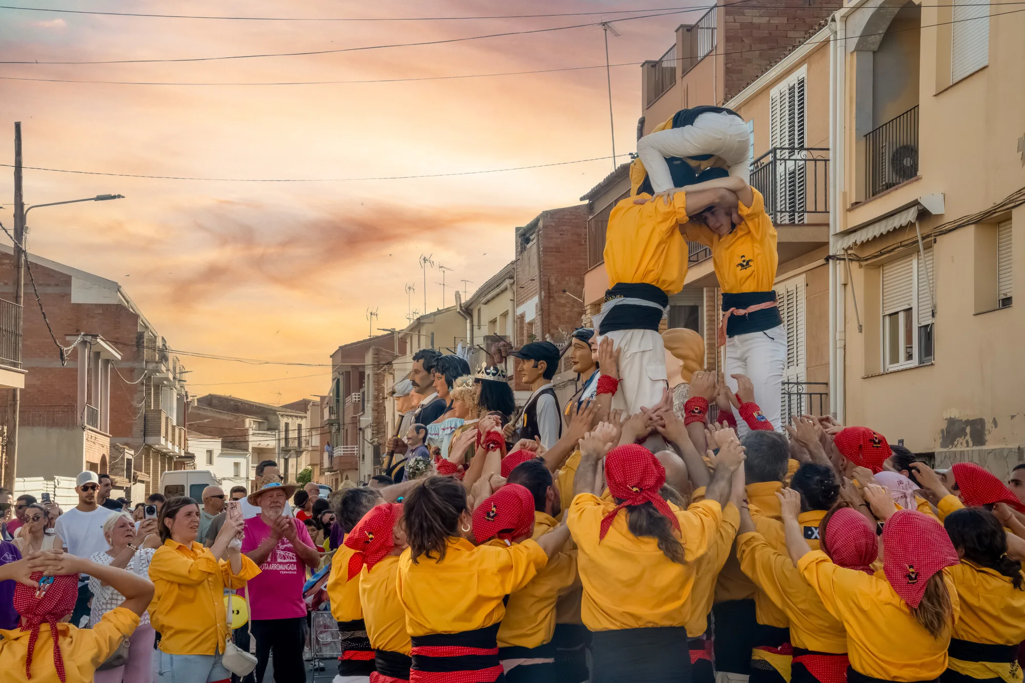 Castellers al atardecer